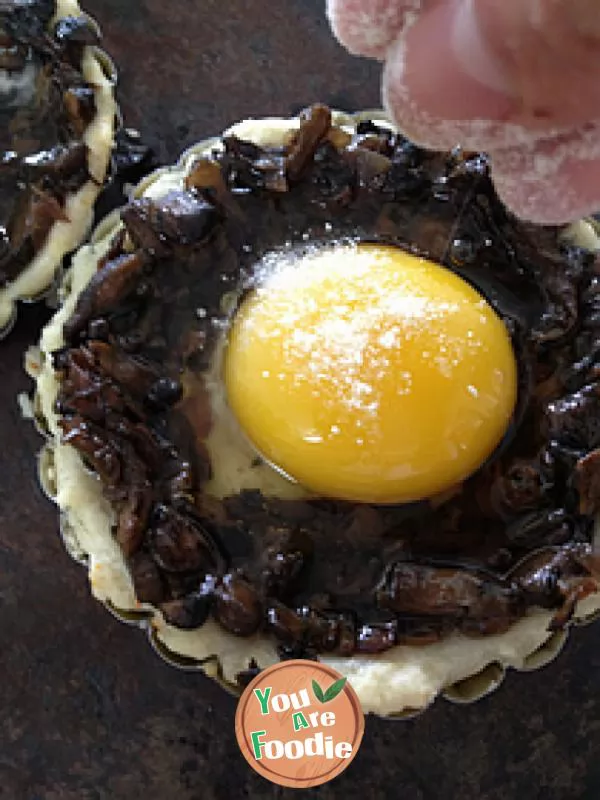 Mushroom cheese egg tart