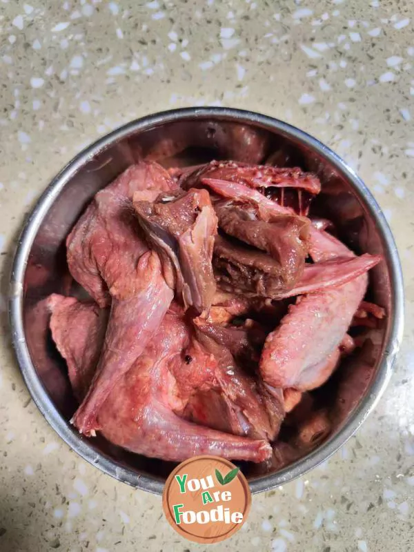 Stewed Pigeon Soup with Sanqi Powder