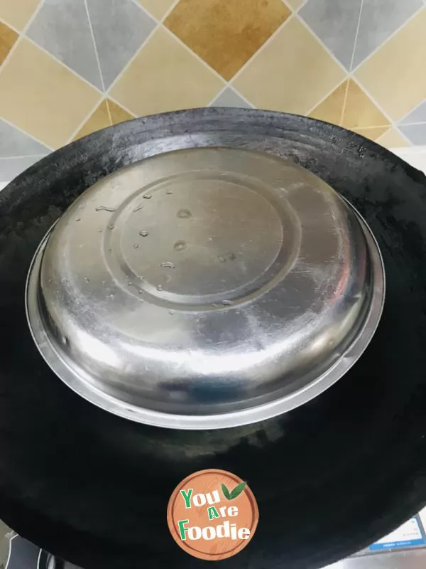Steamed cake