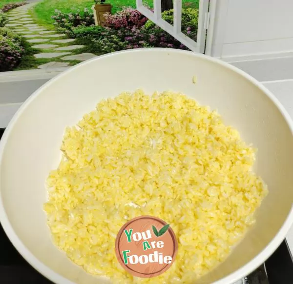 Creative Egg Yolk Rice