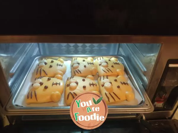 Steamed bun with tiger and tiger