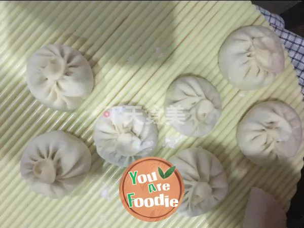 Steamed buns