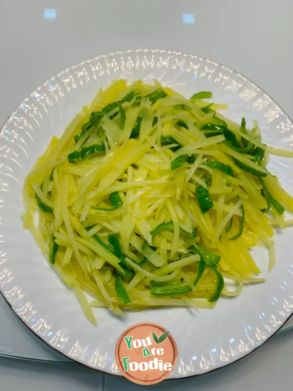 Shredded potato with green pepper