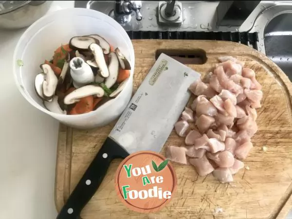 Roast chicken breast pie