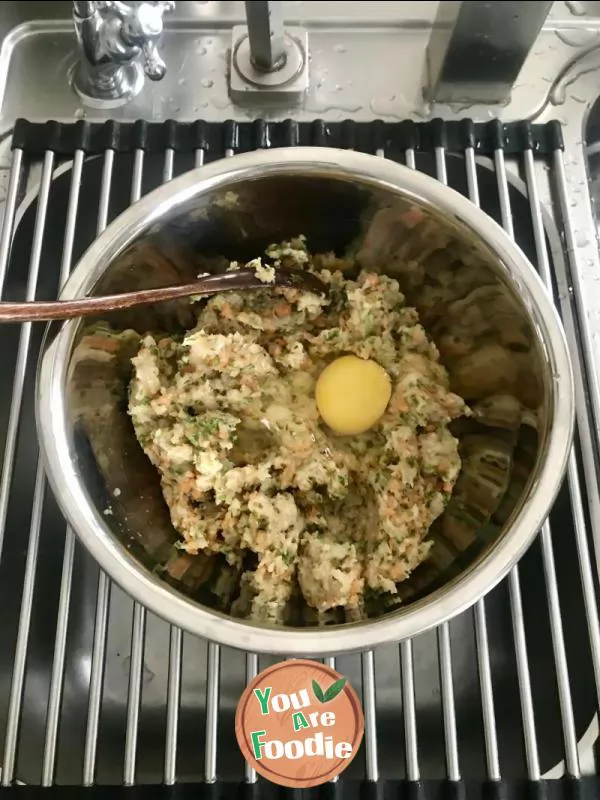 Roast chicken breast pie