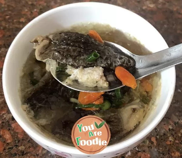 Home style lean meat and morel soup