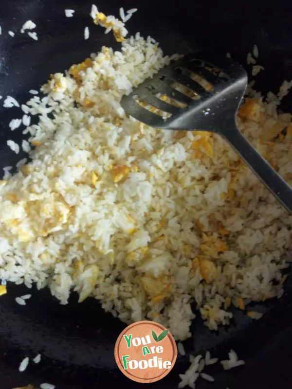 Fried rice with egg