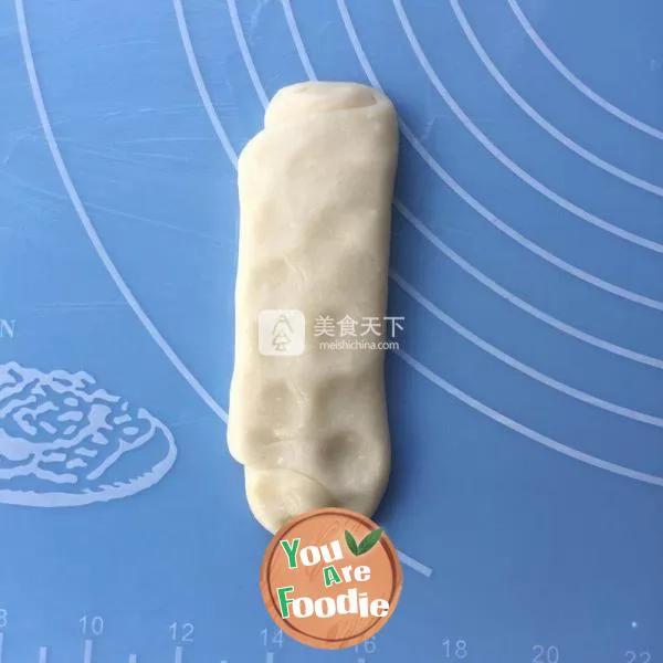 Chinese five kernel pastry