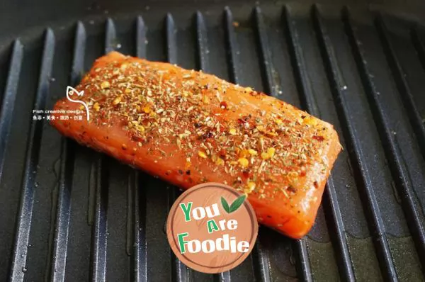 Pan fried salmon with lemon mashed potato