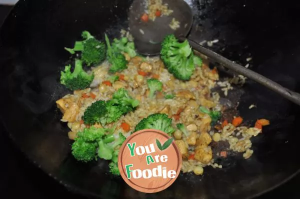 Creative curry fried rice with mashed potato