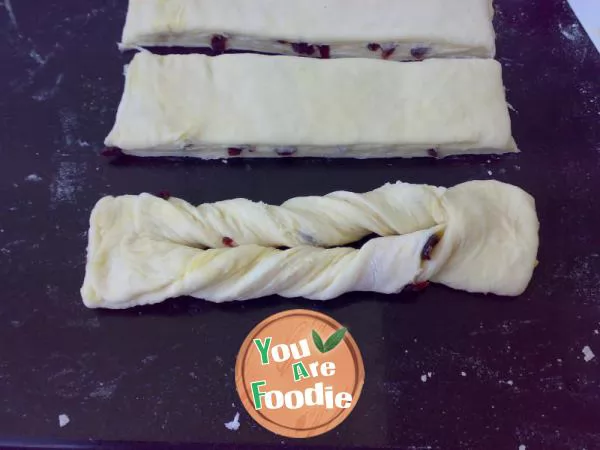 Cranberry Danish bun