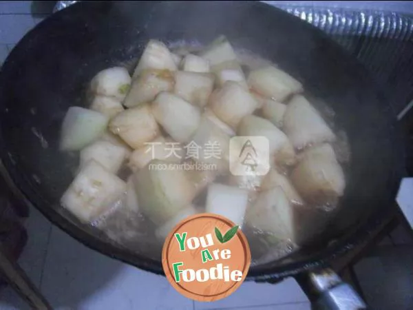 Braised white gourd slices