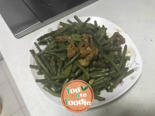 Fried-meat-with-long-bean-/-cowpea