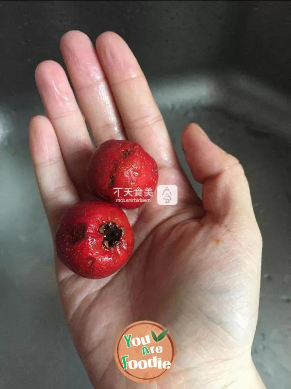 Optimal solution of Hawthorn --- wine stuffed version * fried red fruit