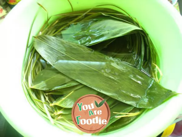 [Dragon Boat Festival · zongzi] triangle Zongbao method -- Hotan jujube zongzi