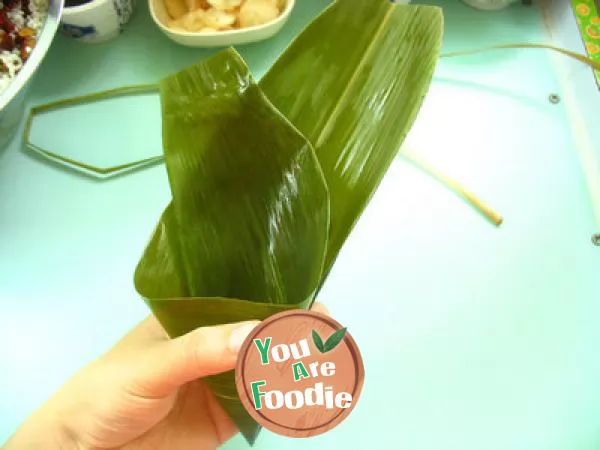 [Dragon Boat Festival · zongzi] triangle Zongbao method -- Hotan jujube zongzi