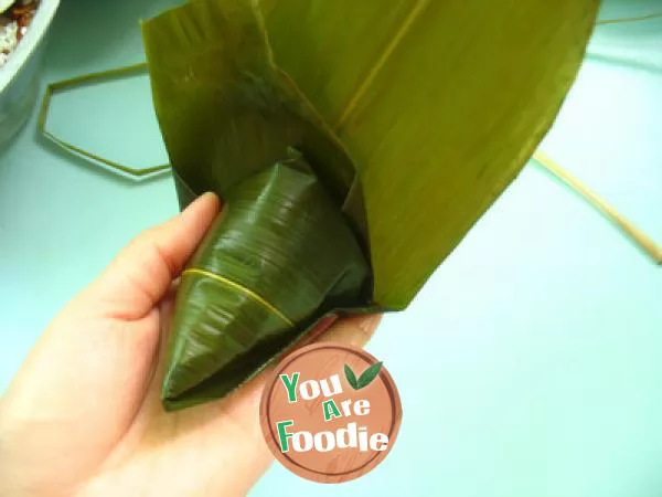 [Dragon Boat Festival · zongzi] triangle Zongbao method -- Hotan jujube zongzi