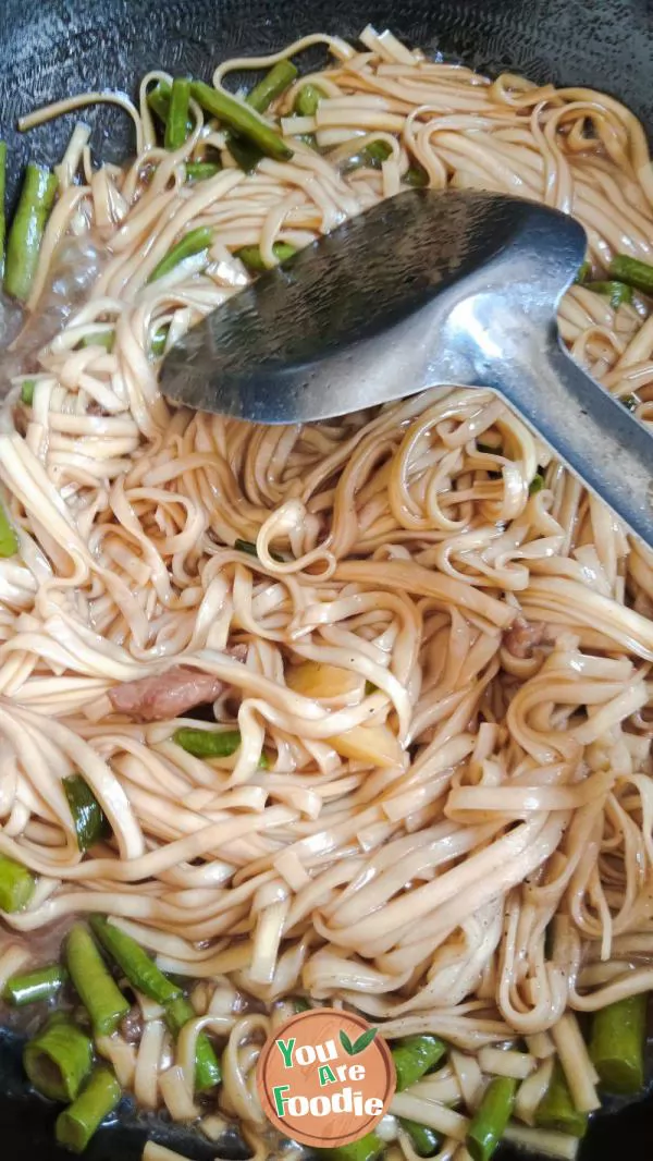 Braised Bean Noodles with Hanging Noodles