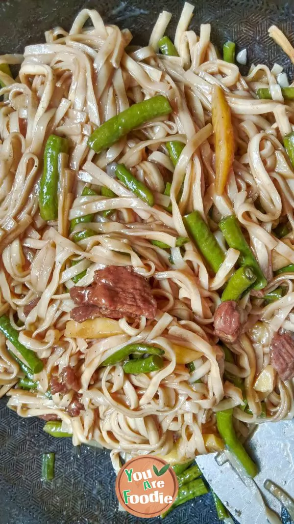 Braised Bean Noodles with Hanging Noodles