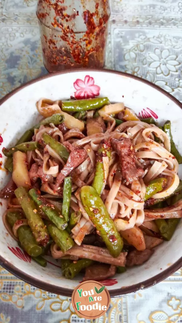 Braised Bean Noodles with Hanging Noodles