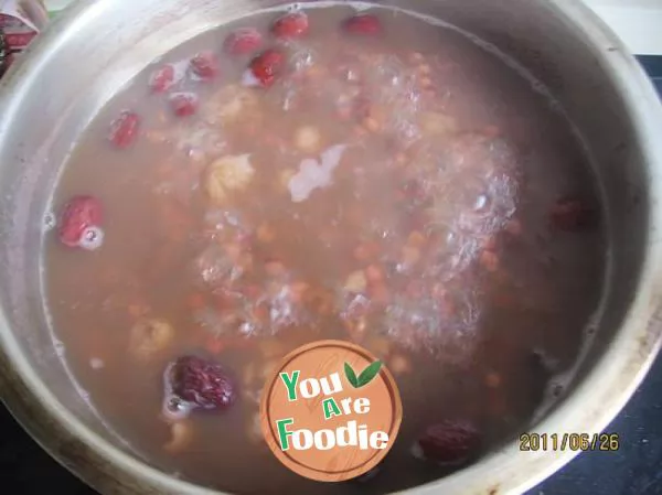 Adlay red bean porridge