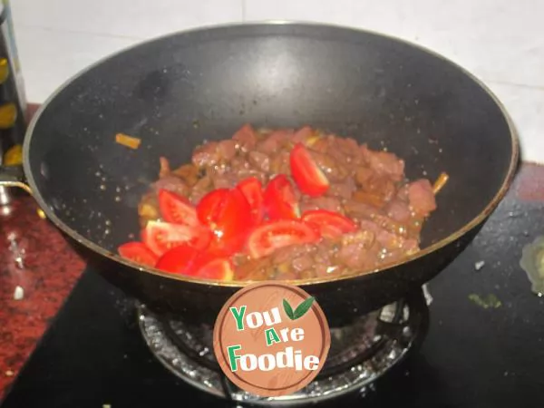 Stewed beef with tomato