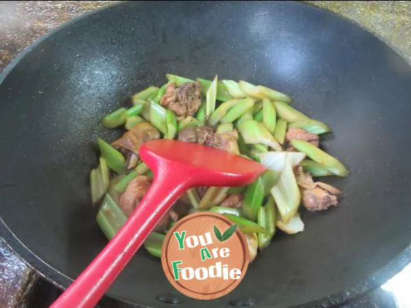 Fried celery with chicken