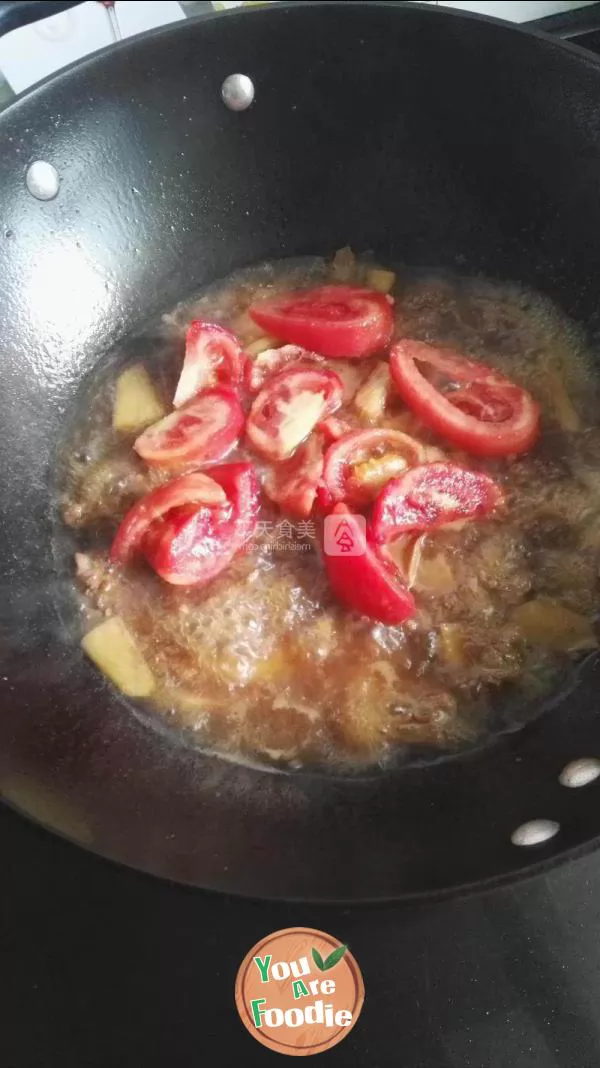 Braised Beef Brisket with Tomato