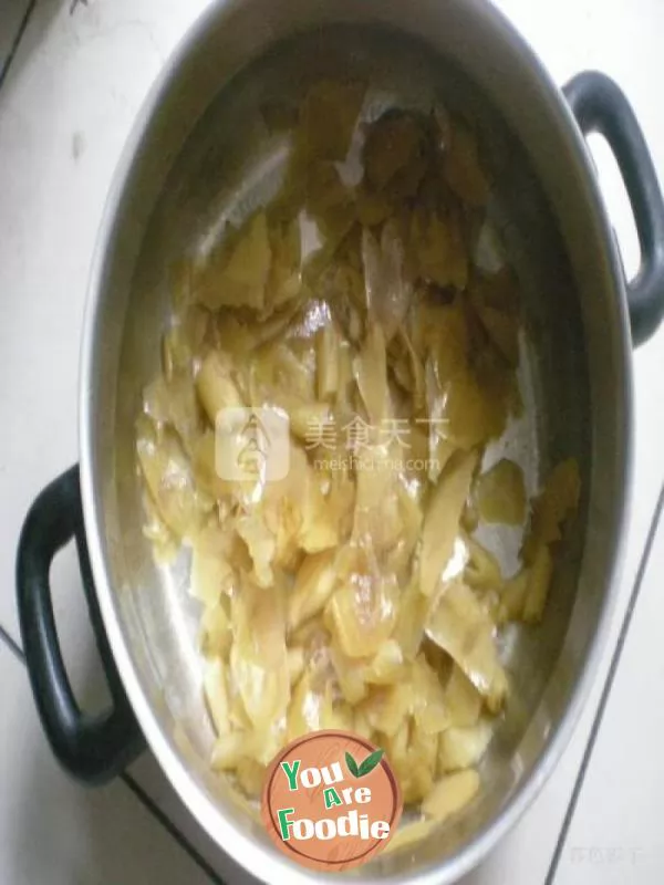 Sugar preserved pomelo peel