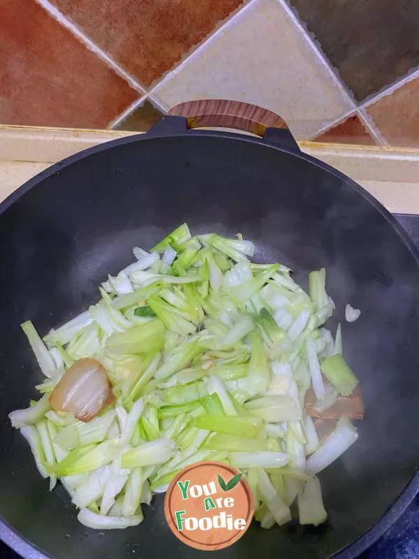 Fried Shanghai Green with Mushrooms