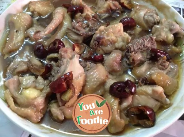 Steamed-chicken-with-red-dates-in-oyster-sauce