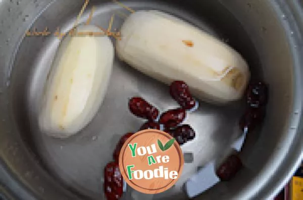 Glutinous rice lotus root