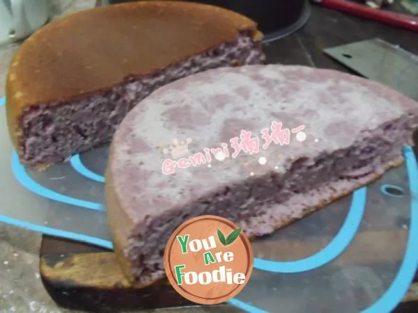 Rice cooker version of purple potato cake