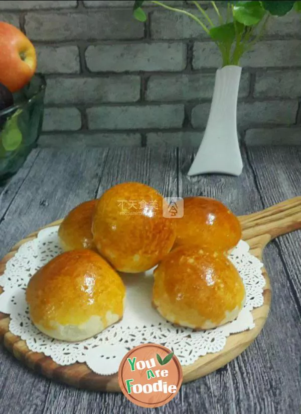 Cream bread