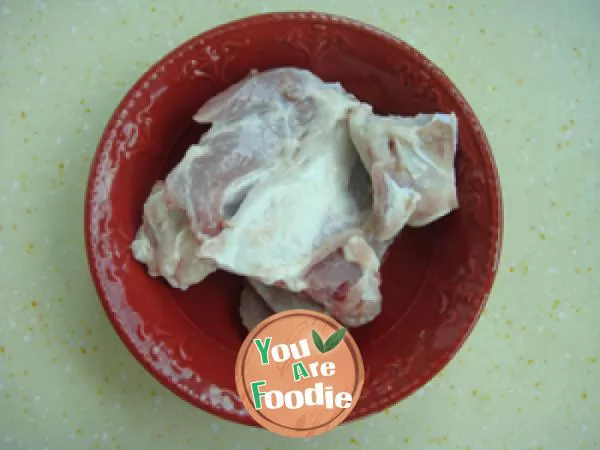 Stewed pork bones with Chieh qua