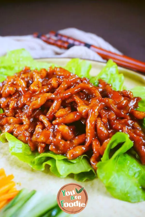 Sauteed Shredded Pork in Sweet Bean Sauce