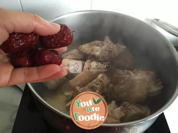 Stewed radish with mutton