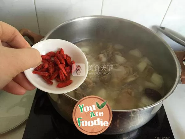 Stewed radish with mutton