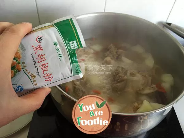 Stewed radish with mutton