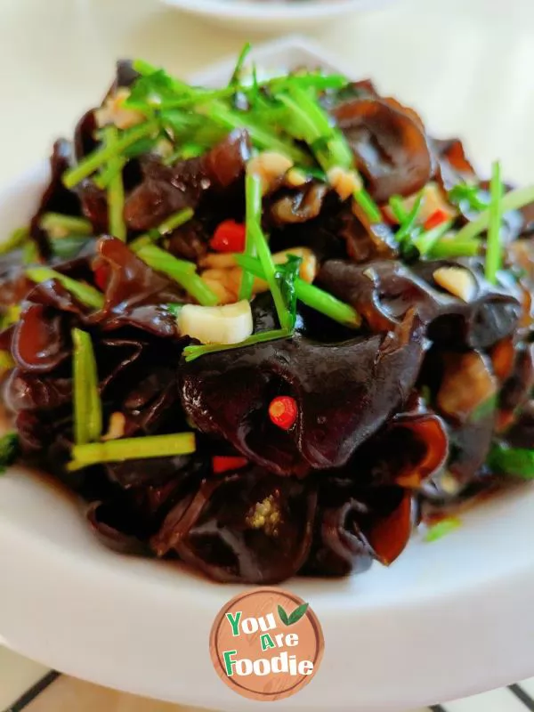 Mixed Black Fungus with Coriander