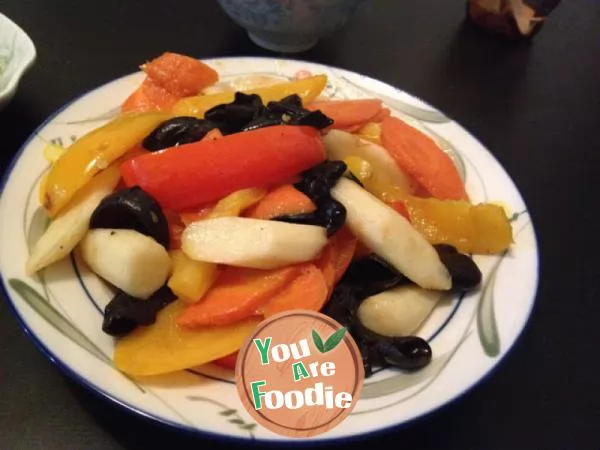 Black-fungus-and-Chinese-yam-slices-with-vinegar