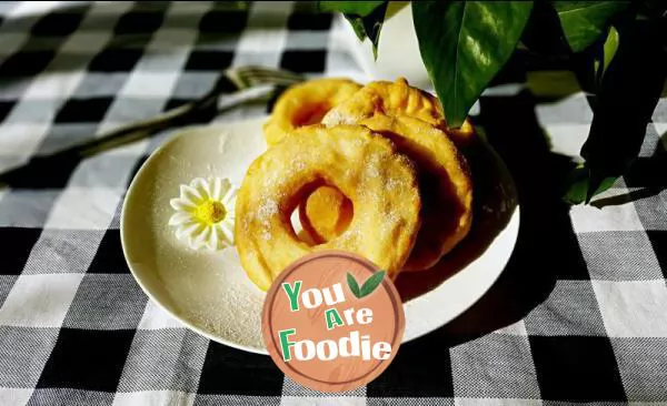 Apple doughnuts