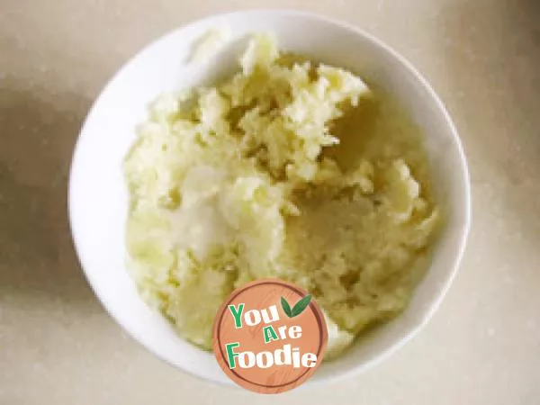 Milk flavored potato cake