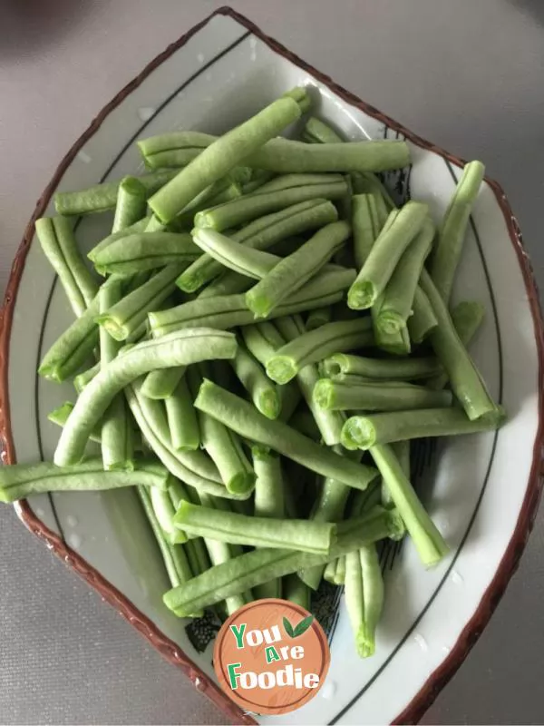 Dry-Fried Green Beans with Minced Pork and Preserved Vegetables