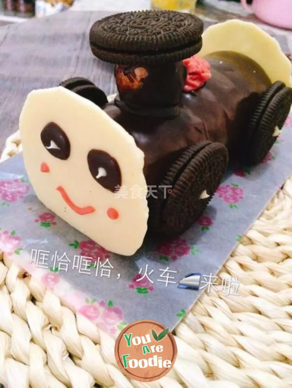 Thomas Train cake