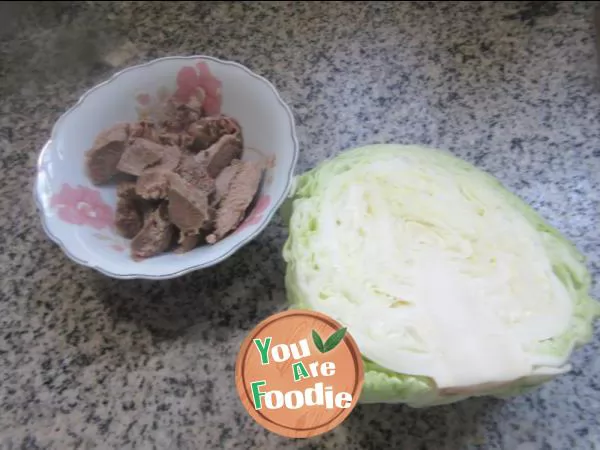 Fried cabbage with beef