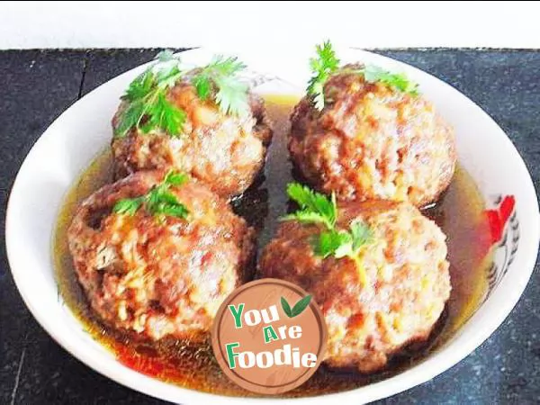 Braised Pork Balls in Gravy Sauce