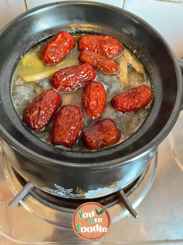 Stewed Chicken with Astragalus