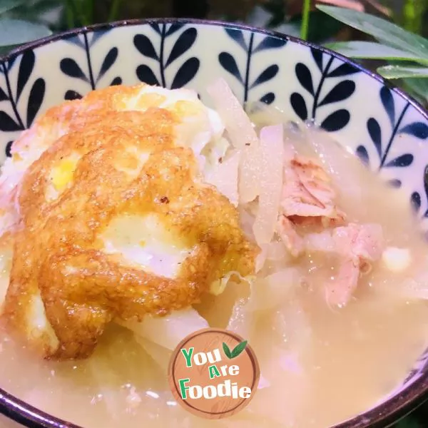 Fried Egg and Radish Soup