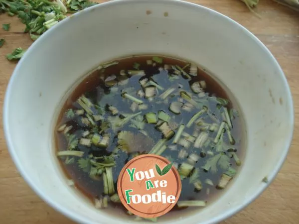 Fern root powder in cold sauce